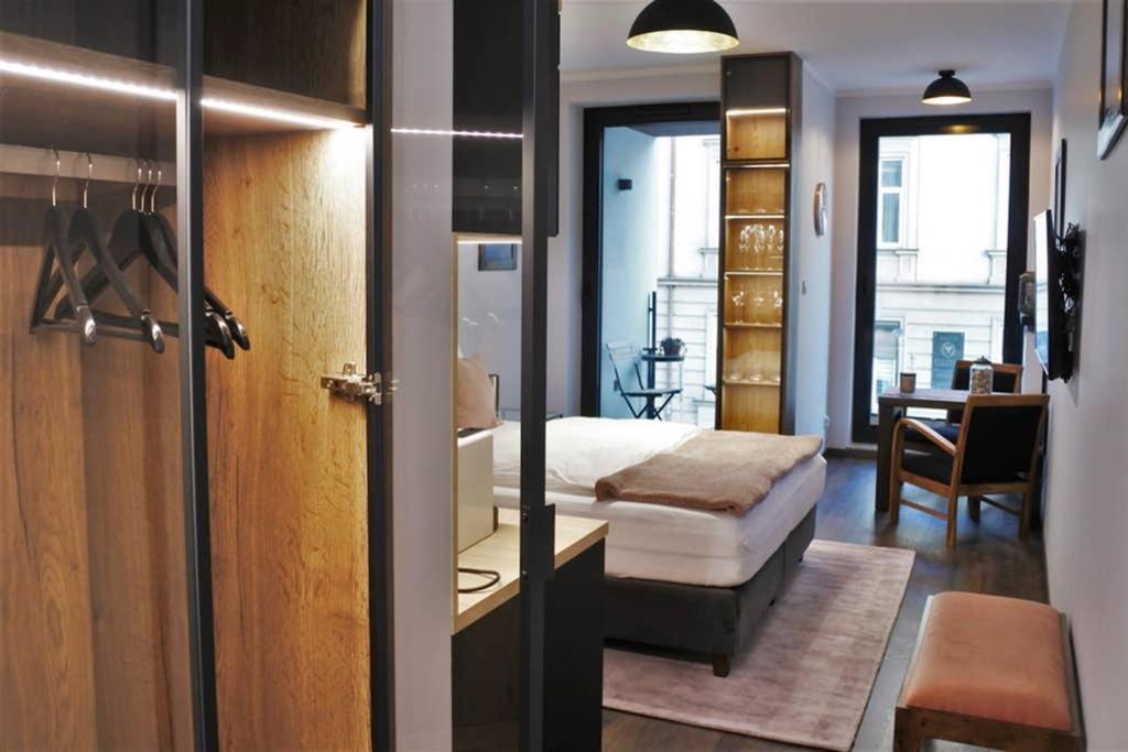 Boutique 109 - Old City, Luxury Apt. With A Garage Krakau Exterior foto