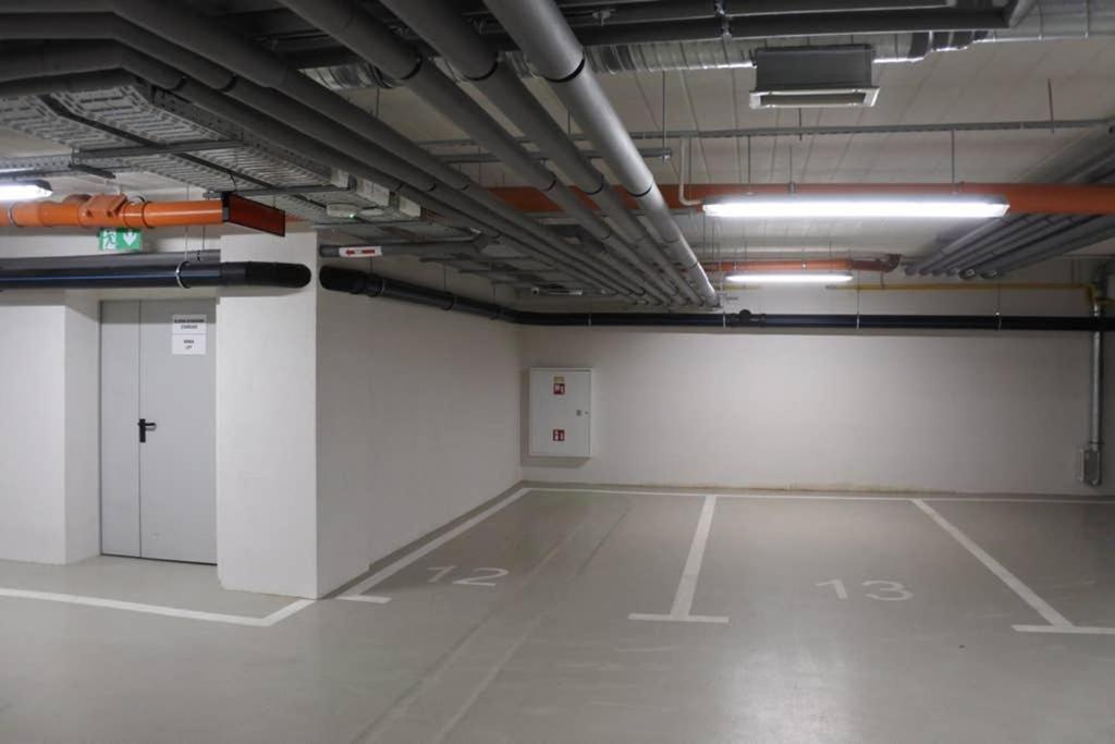 Boutique 109 - Old City, Luxury Apt. With A Garage Krakau Exterior foto